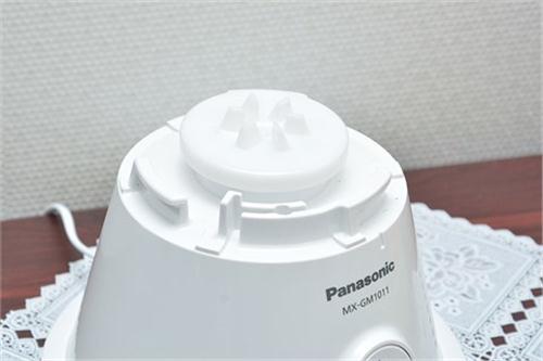 Máy xay sinh tố Panasonic MX-GM1011